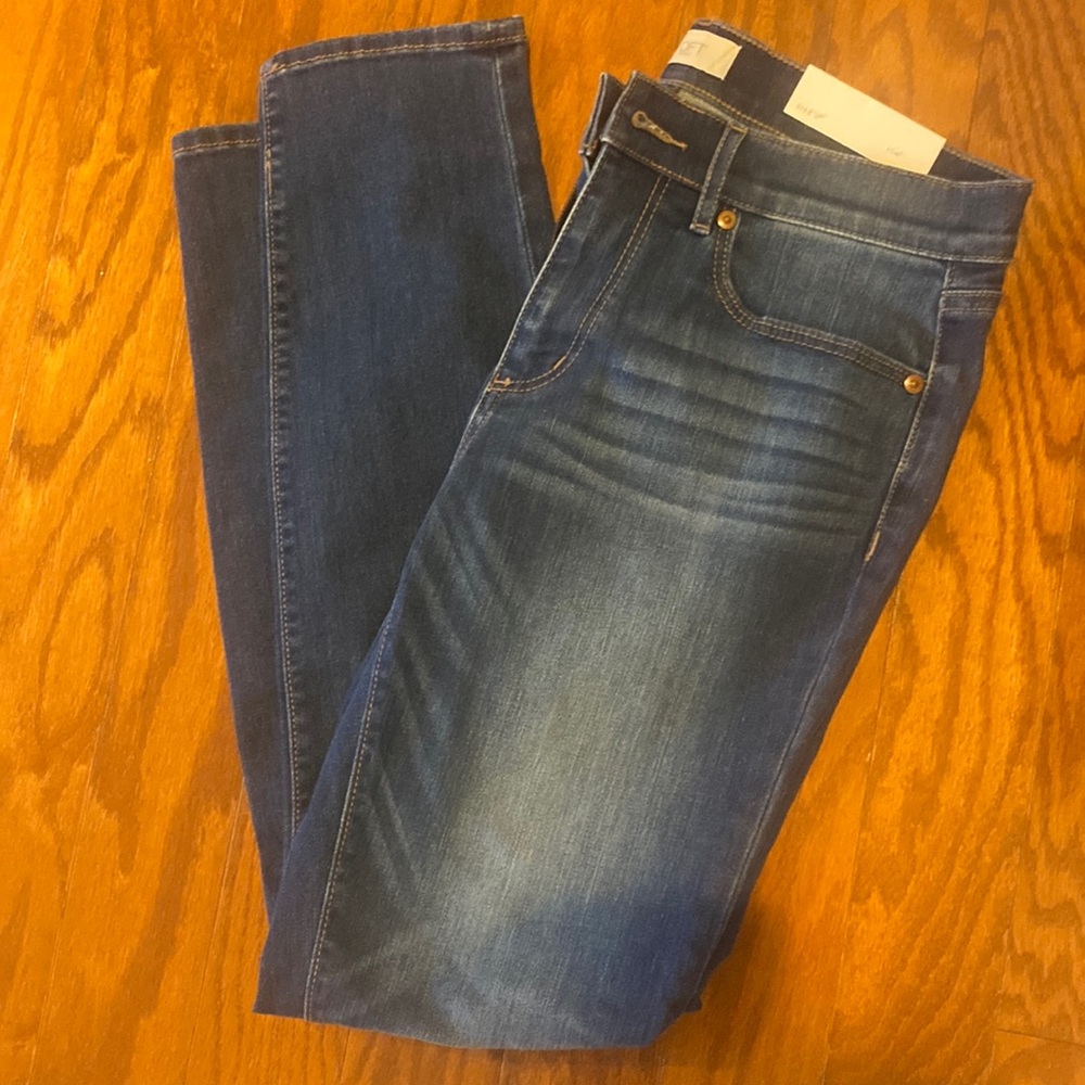 LOFT Modern Skinny size 6 jeans